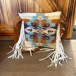 Beautiful wool crossbody